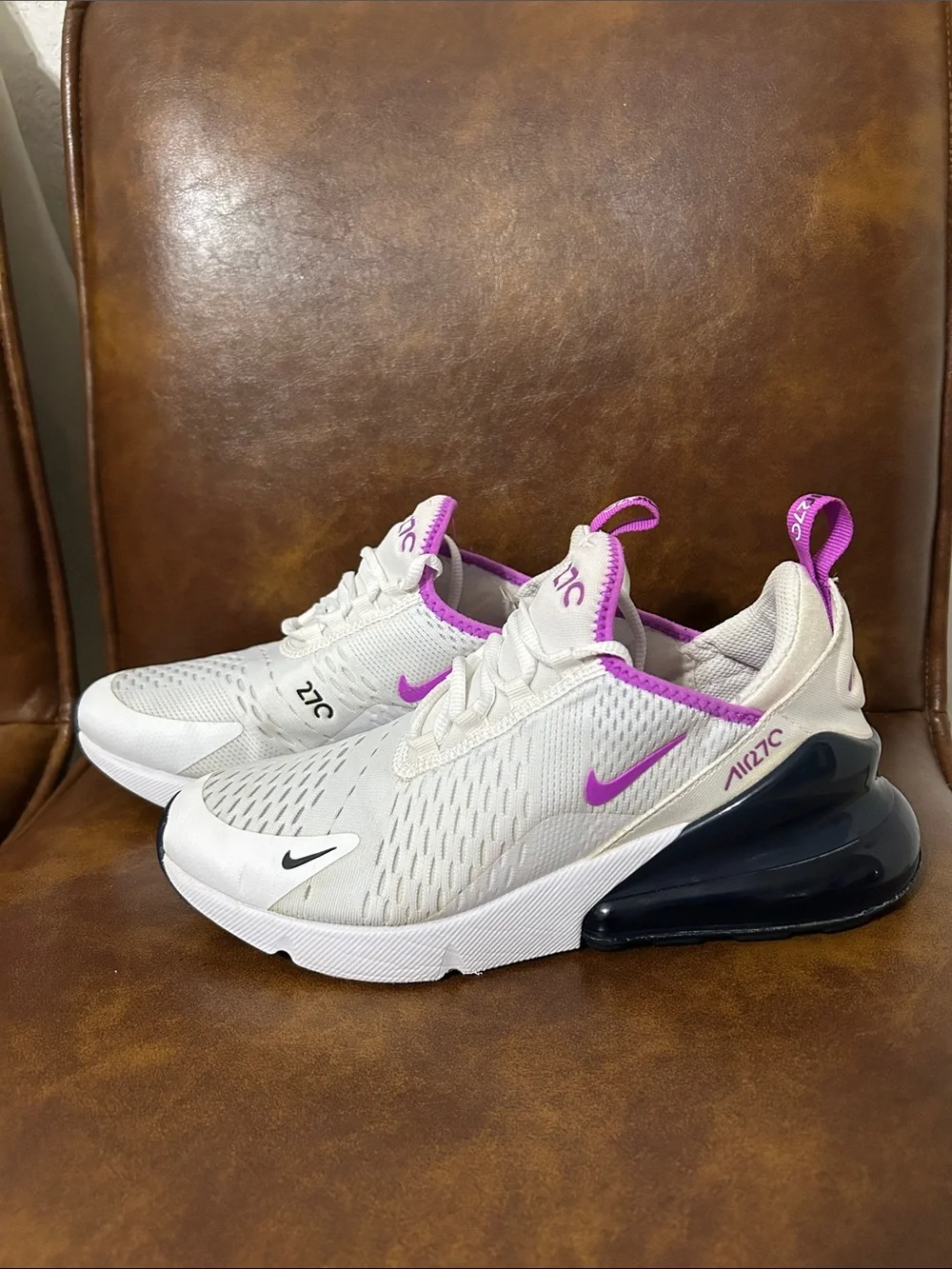 Nike  Air270 Sneakers - White with Purple Accents